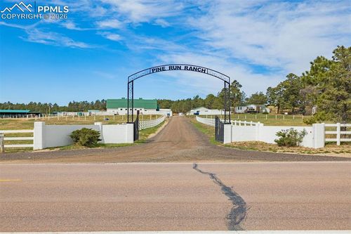 13354 Meridian Rd, Elbert, CO, 80106-8810 | Card Image