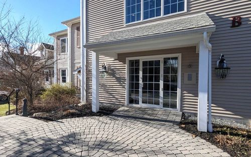 ste-2-2-18-2 Hampton Rd, Exeter, NH, 03833-4871 | Card Image