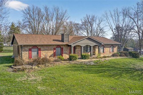 1875 Buffalo Run Dr, Pacific, MO, 63069-5504 | Card Image