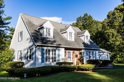 1 Patricia Ln, Saratoga Springs, NY, 12866-2827 | Card Image