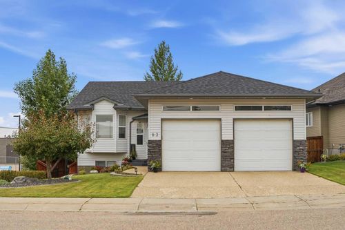 83 Irving Cres, Red Deer, AB, T4R3S3 | Card Image