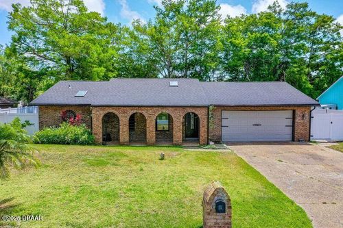 32 Twin River Dr, ORMOND BEACH, FL, 32174-4833 | Card Image