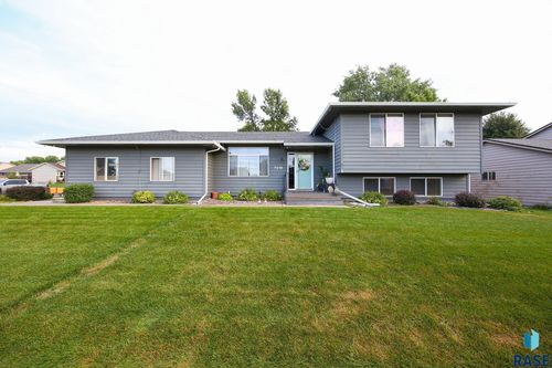7216 W Strabane St, Sioux Falls, SD, 57106-3869 | Card Image