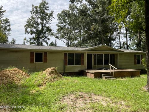 1568 Hidden Acres Ln, Winterville, NC, 28590-7722 | Card Image