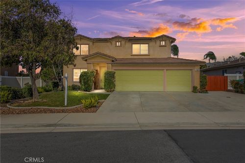 708 Calumet Ave, Beaumont, CA, 92223-7066 | Card Image