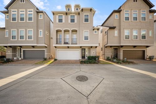 10605 Centre Green Way, Houston, TX, 77043-4330 | Card Image