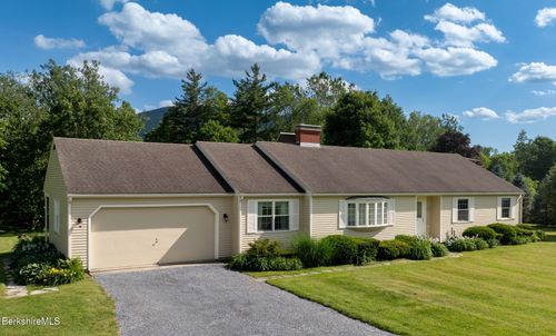 92 Hancock Rd, Williamstown, MA, 01267-3002 | Card Image