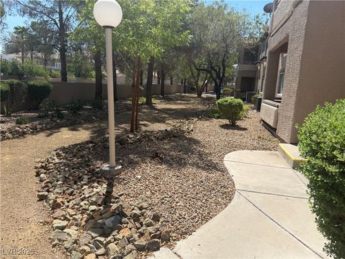 223-75 N Valle Verde Dr, Henderson, NV, 89074-1758 | Card Image