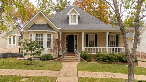 3962 Hanover Pl, Tyler, TX, 75701-6711 | Card Image