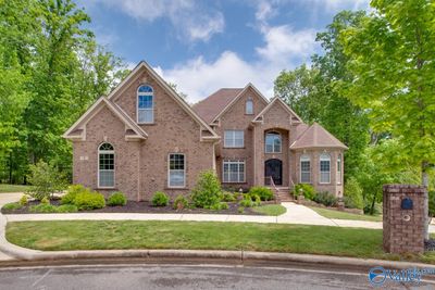 2 Sylvias Way Se, House other with 4 bedrooms, 3 bathrooms and null parking in Huntsville AL | Image 1