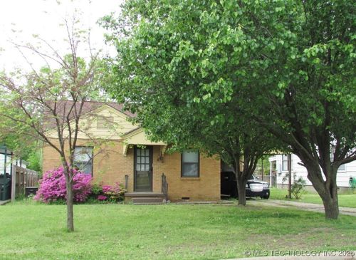 2219 Elmira St, Muskogee, OK, 74403-3620 | Card Image