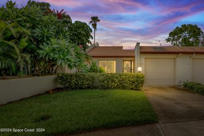 541 Summerset Court, Townhouse with 2 bedrooms, 2 bathrooms and null parking in Satellite Beach FL | Image 2