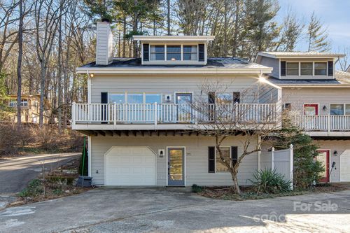315 Hillside Dr, Burnsville, NC, 28714-3209 | Card Image