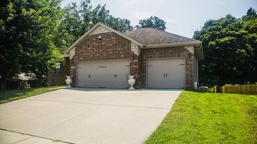 5618 E Pearson Pkwy, Strafford, MO, 65757-9255 | Card Image