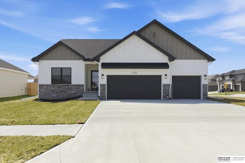 6328 N 208th St, Elkhorn, NE, 68022-5475 | Card Image