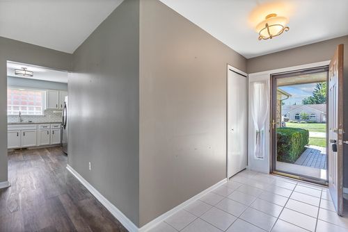 26161 Birchcrest Dr, Chesterfield, MI, 48051-3009 | Card Image