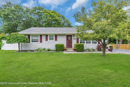 3707 River Road, Point Pleasant, NJ, 08742 | Card Image