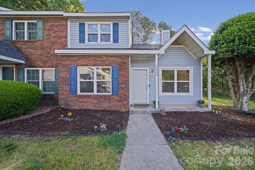 3609 Huyton Ct, Charlotte, NC, 28215-1921 | Card Image