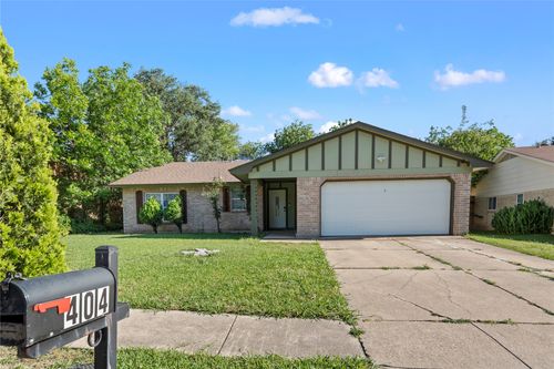 404 Cavendish Dr, Arlington, TX, 76014-2104 | Card Image