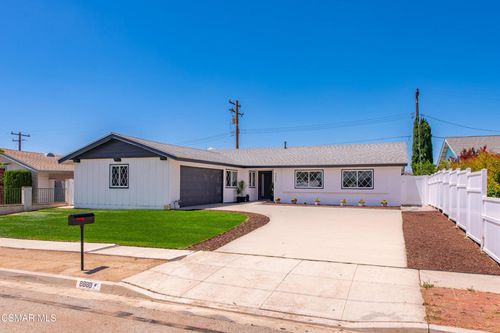 6669 Charing St, Simi Valley, CA, 93063-3924 | Card Image