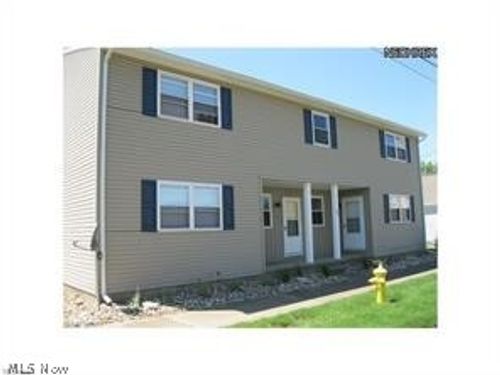 apt-2-31 S State St, Frazeysburg, OH, 43822-9019 | Card Image