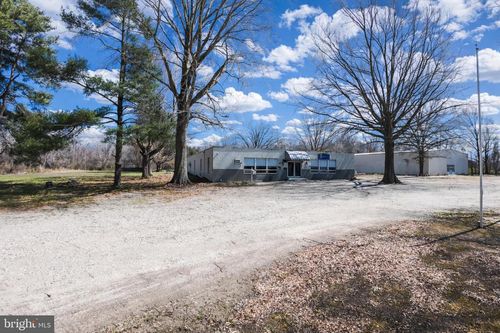 a-2054 Neenah Rd, Montross, VA, 22520-3118 | Card Image