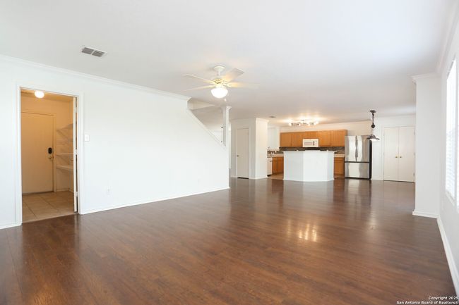 213 Hinge Loop, House other with 4 bedrooms, 3 bathrooms and null parking in Cibolo TX | Image 9