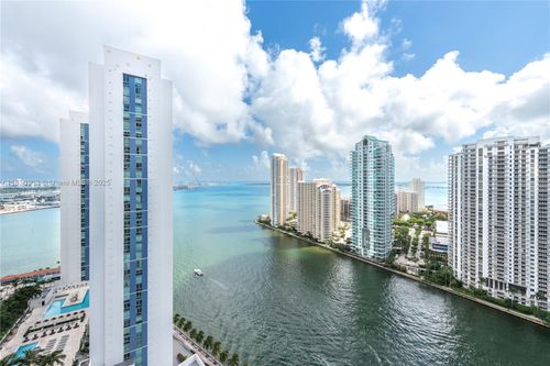 apt-2814-300 S Biscayne Blvd, Miami, FL, 33131-5375 | Card Image