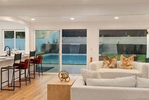 1110 Sea Village Dr, Cardiff by the Sea, CA, 92007-1436 | Card Image