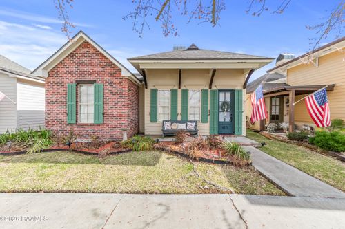 413 Harbor Rd, Youngsville, LA, 70592-5697 | Card Image