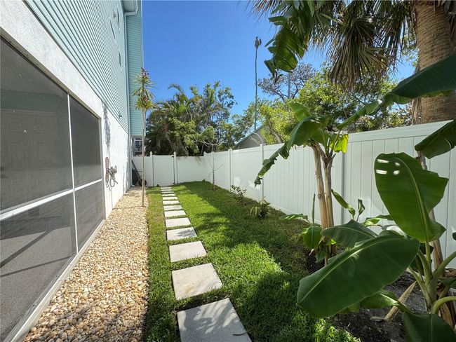 16204 3 Rd St E, House other with 3 bedrooms, 4 bathrooms and null parking in REDINGTON BEACH FL | Image 52