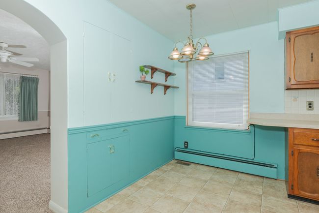 315 W Bennett St, Home with 2 bedrooms, 1 bathrooms and null parking in Pontiac IL | Image 27