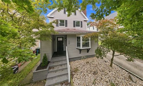 1112 Montana Ave, Natrona Heights, PA, 15065-1334 | Card Image