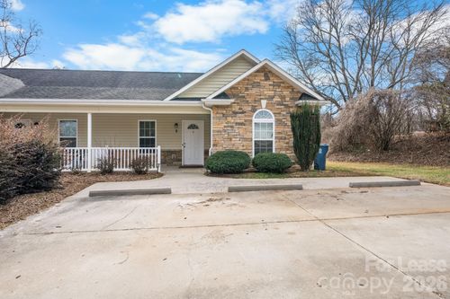 5 Pine Cone Ln, Granite Falls, NC, 28630-1634 | Card Image