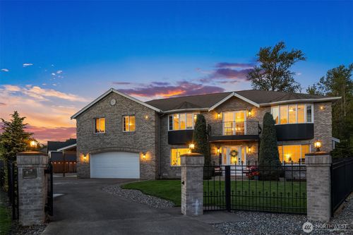 18410 102nd Street Ct E, Bonney Lake, WA, 98391-8157 | Card Image
