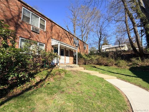 apt-b-86 Mcloughlin St, Glen Cove, NY, 11542-2303 | Card Image