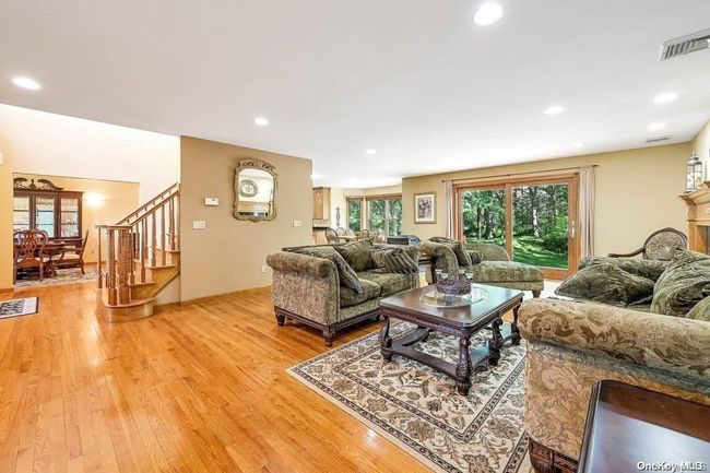 30 Hidden Acres Path, House other with 5 bedrooms, 3 bathrooms and null parking in Wading River NY | Image 9