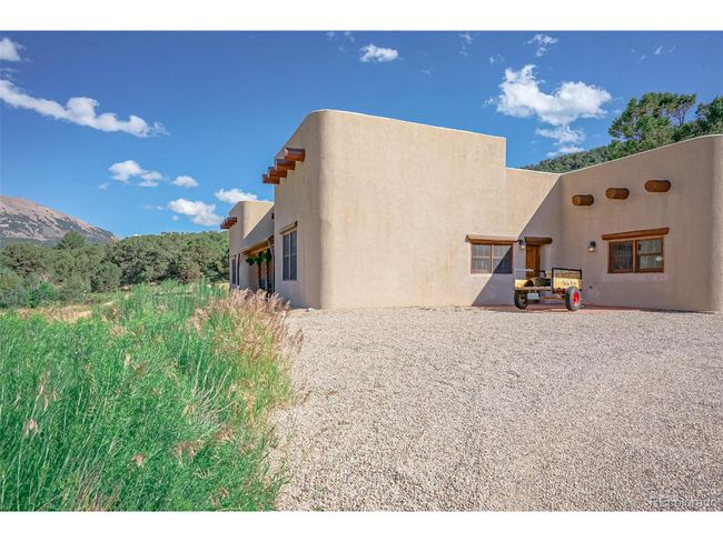693 County Road 572, House other with 3 bedrooms, 3 bathrooms and null parking in Gardner CO | Image 32