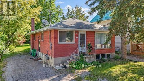 547 Albert St, Peterborough, ON, K9J4N7 | Card Image
