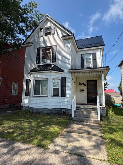 1056 W 21st St, Erie, PA, 16502-2407 | Card Image