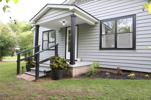 212 Scott St, Fort Gibson, OK, 74434-8966 | Card Image