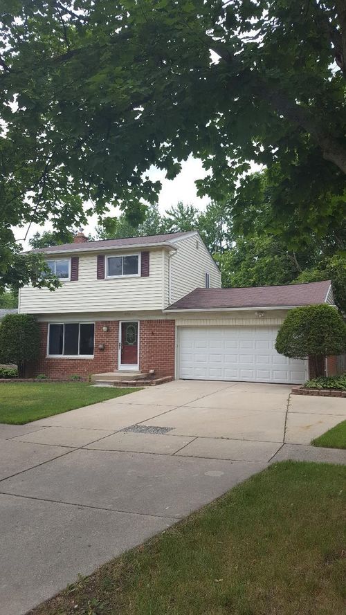 1775 Devon St, Superior Twp, MI, 48198-3212 | Card Image