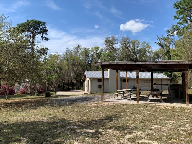 24645 Ne 177 Th Ter, House other with 2 bedrooms, 1 bathrooms and null parking in Fort Mc Coy FL | Image 10