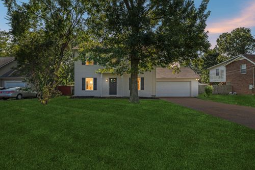 694 Hollandale Rd, La Vergne, TN, 37086-4279 | Card Image