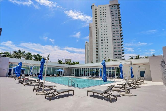APT-2503 - 15051 Royal Oaks Ln, Condo with 3 bedrooms, 3 bathrooms and null parking in North Miami FL | Image 46
