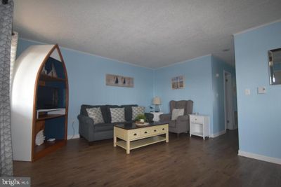 E304 - 424 Lark Lane, Condo with 2 bedrooms, 1 bathrooms and null parking in OCEAN CITY MD | Image 3