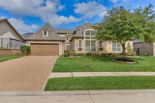 108 Evergreen Oak Dr, Conroe, TX, 77384-2105 | Card Image