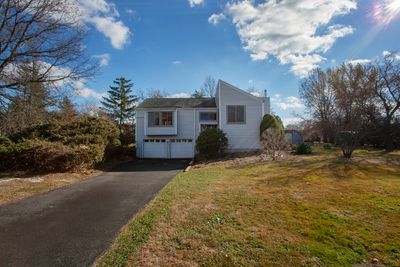 19 Regency Drive, House other with 3 bedrooms, 2 bathrooms and 4 parking in Windsor CT | Image 2