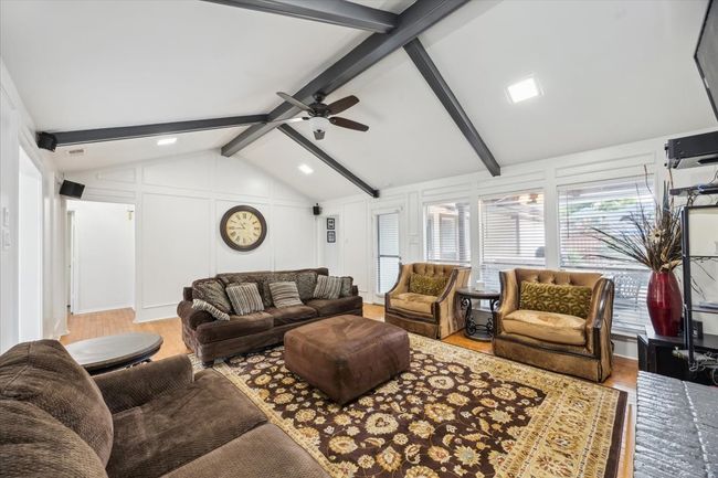 2000 E Branch Hollow Dr, House other with 3 bedrooms, 3 bathrooms and null parking in Carrollton TX | Image 14