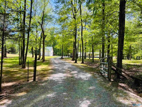 1891 Paint Rock Rd, New Hope, AL, 35760-8365 | Card Image